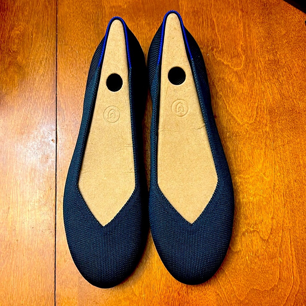 Rothy’s brand new the flat show size 10. Size chart obtained from website